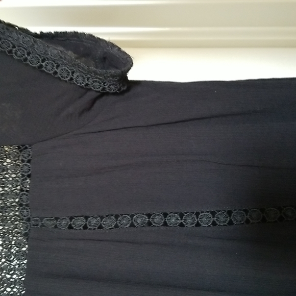 Delicate black blouse, sz 20 - Picture 3 of 3